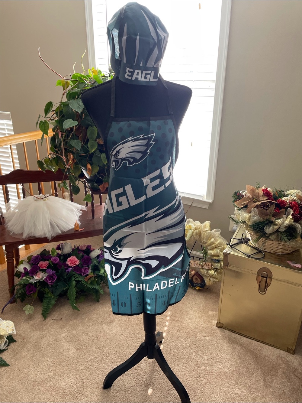 Philadelphia Eagles Green and White Apron with Matching Chef Hat